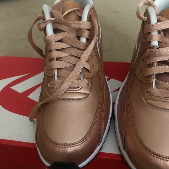 Nike Air Max - Picture 3 of 4